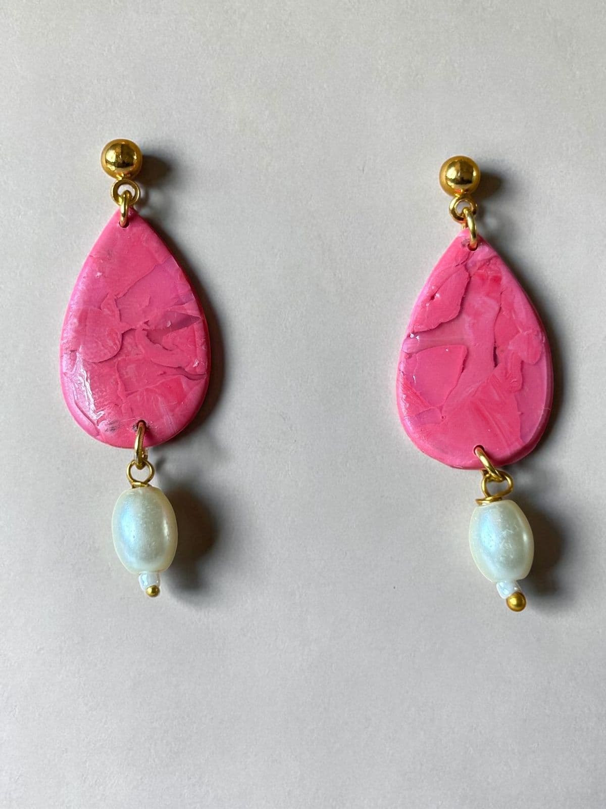 Earthy Leaf Earring Detail